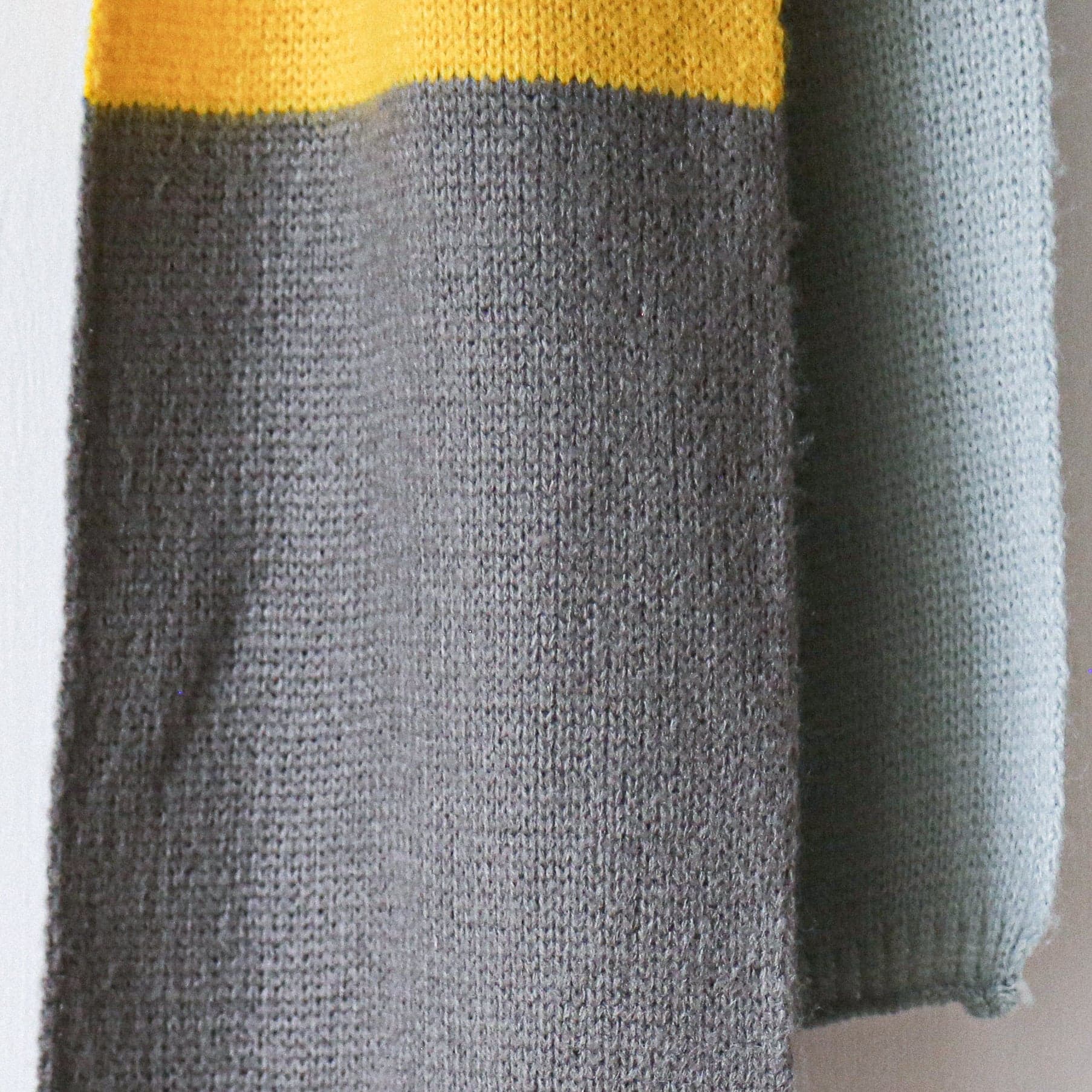 Petite écharpe Ella Sage - Image 10