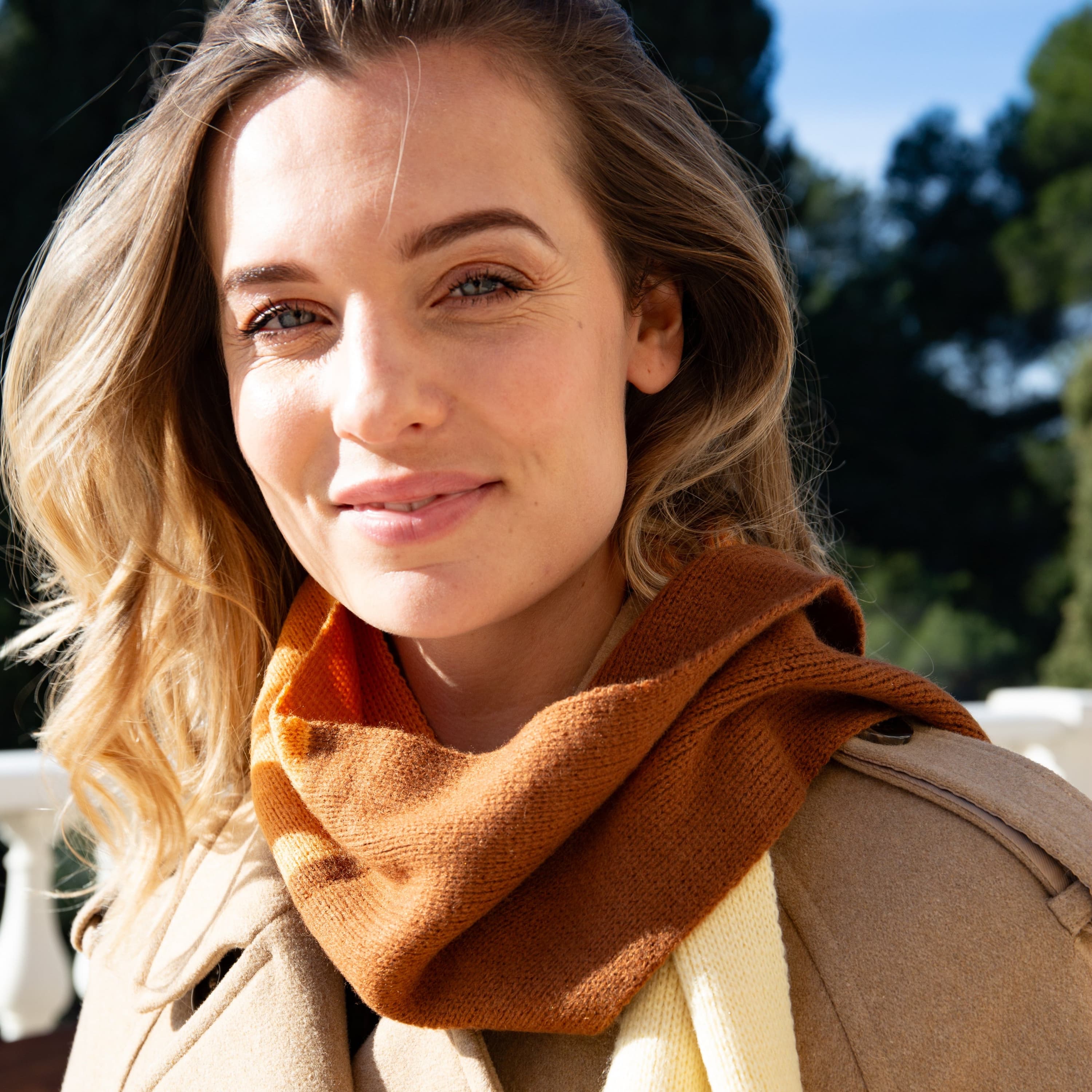 Petite écharpe Ella Sage - Image 3