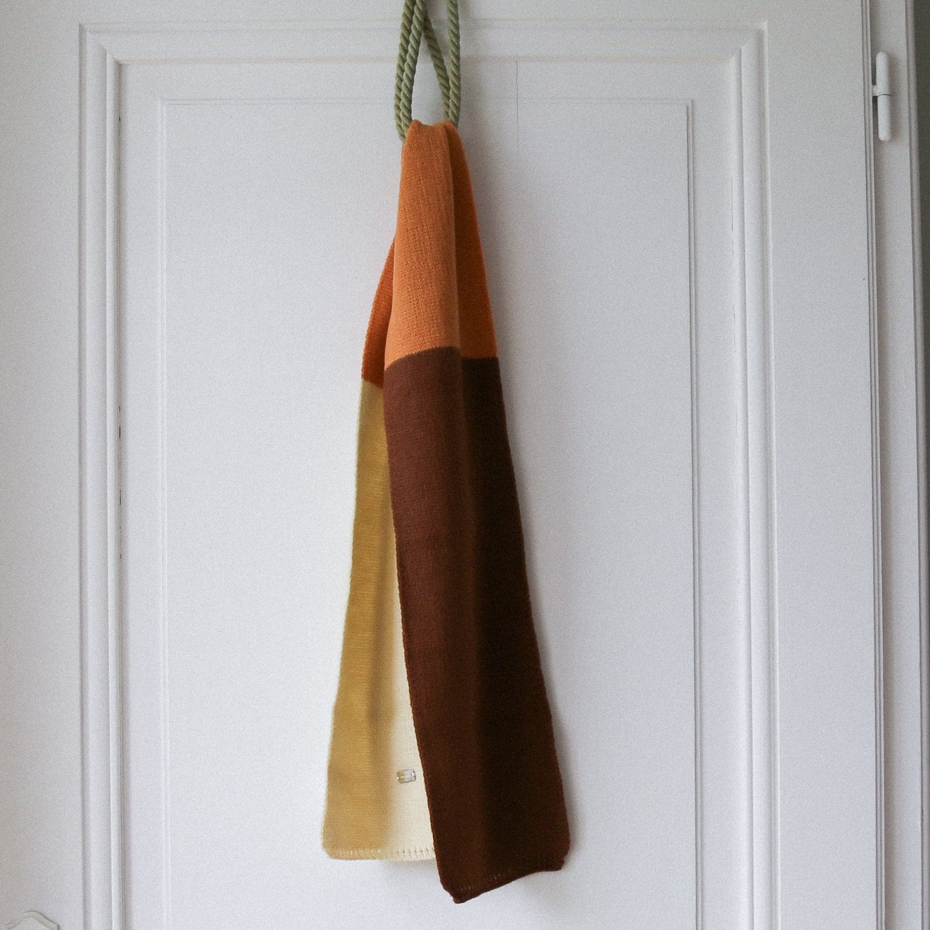 Petite écharpe Ella Sage - Image 6